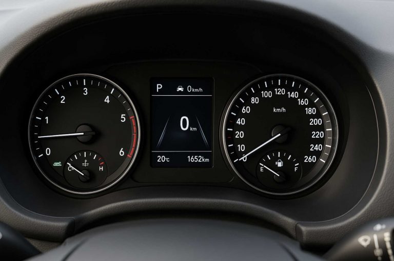 Instrumente Cockpit Hyundai